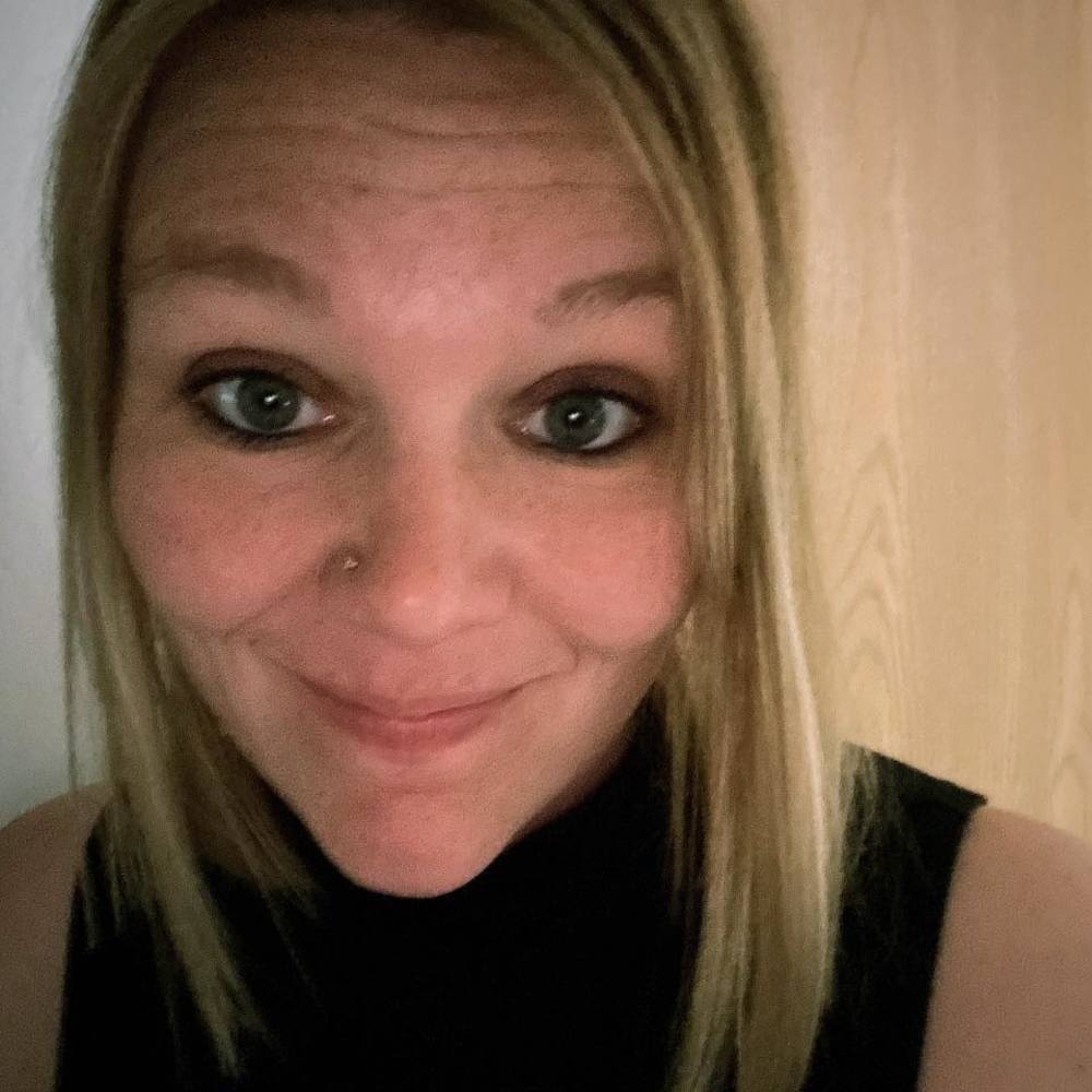 Meet your Posher, Alison